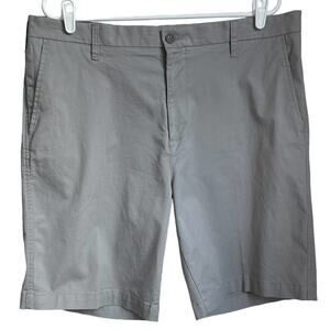 Men’s Dockers Light Gray Supreme Flex‎ Cotton Blend Short in size 38.